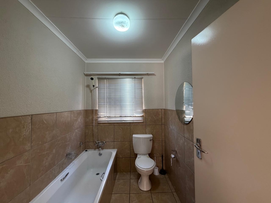 To Let 3 Bedroom Property for Rent in Waterkloof Hill Estate North West